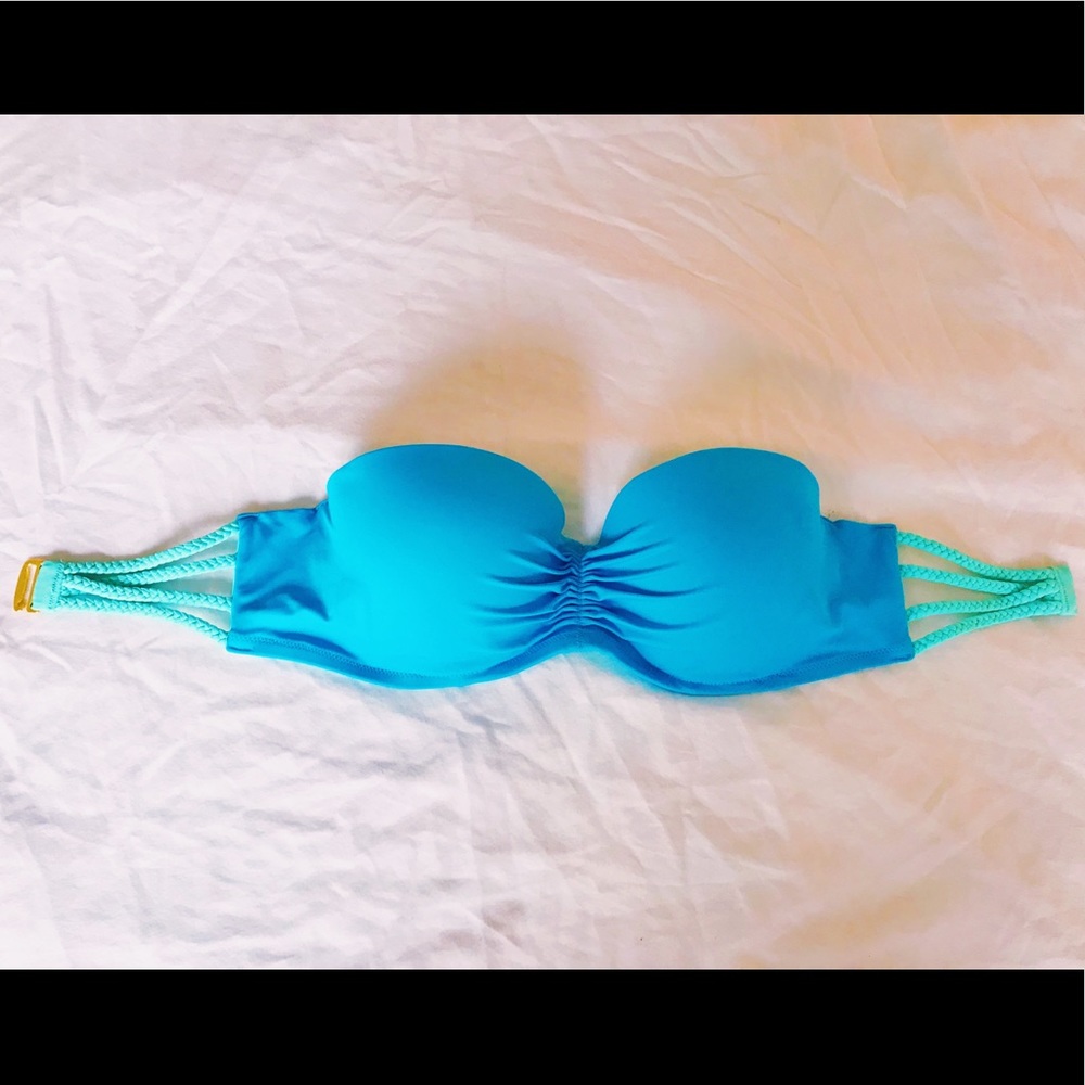 VIctoria’s Secret bikini top